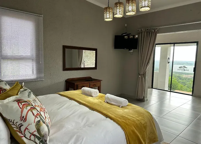 Hazyview Accommodation, Bon Repose Cottages 3&4